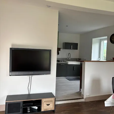 펜션 De Montagne En Ariege Engomer