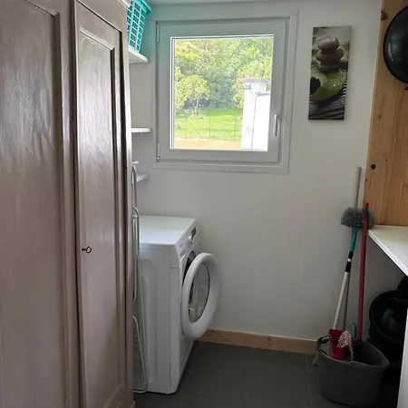 De Montagne En Ariege 펜션 Engomer